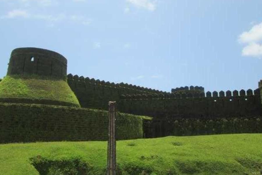 hotel near parvati valley
